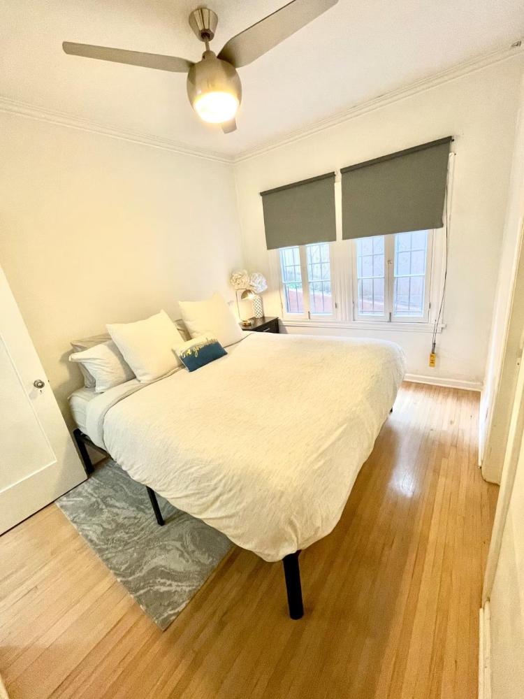 Deluxe Apartment with Sea View interior